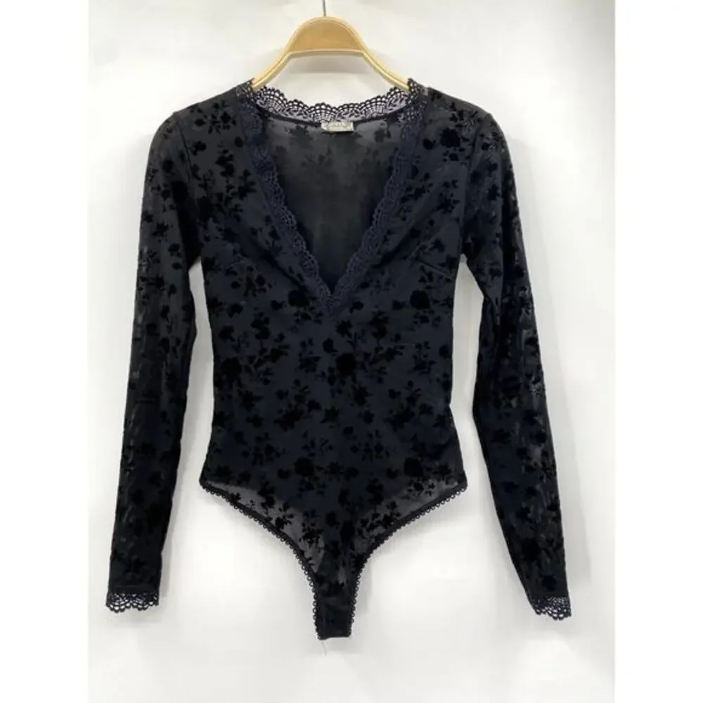 Free‎ People S black mesh velvet burnout Bodysuit